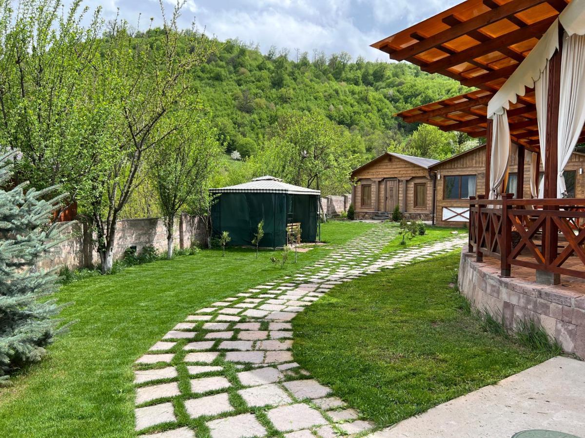 Balkonchik Guesthouse Dilijan Exterior foto