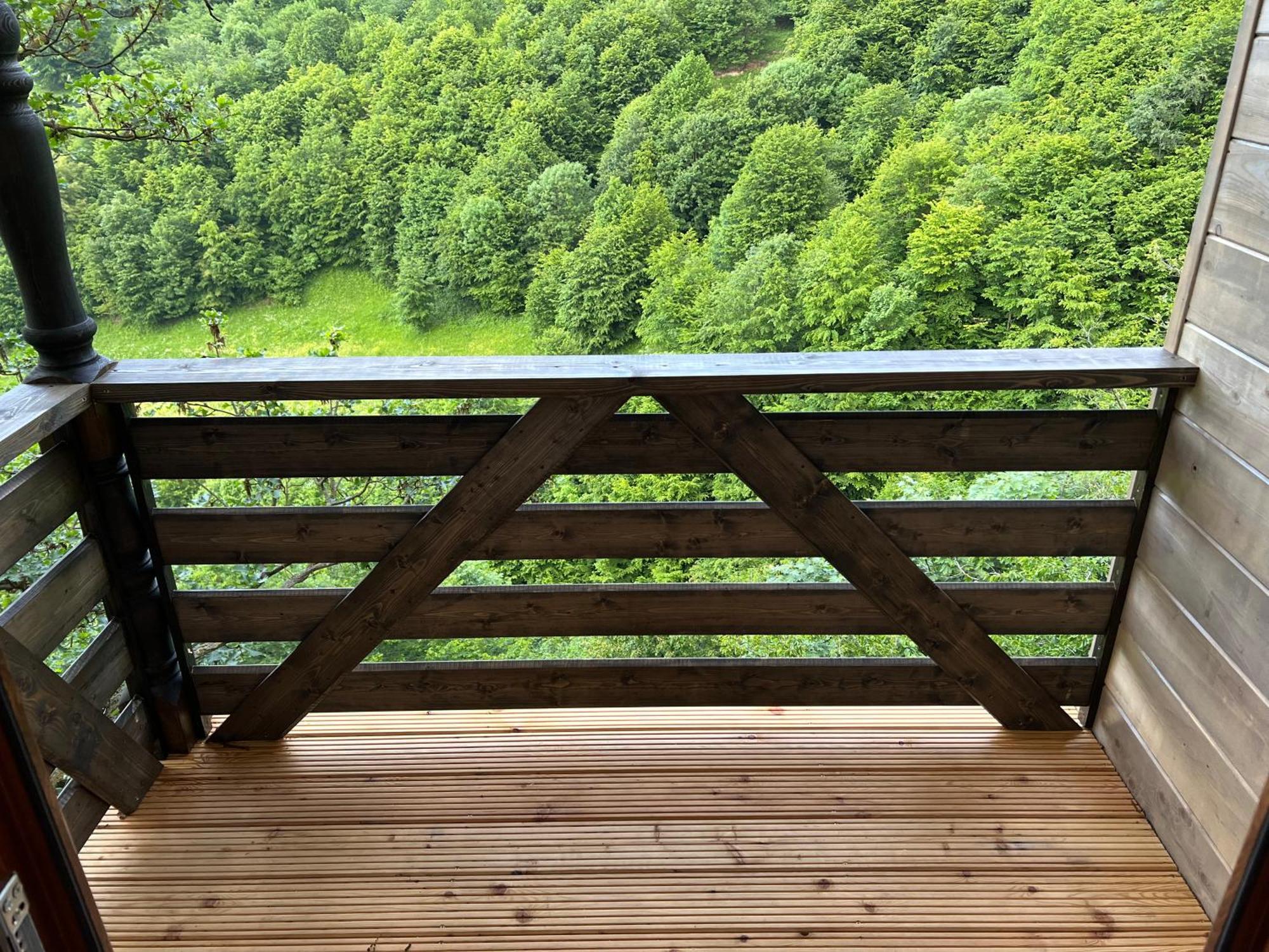 Balkonchik Guesthouse Dilijan Exterior foto